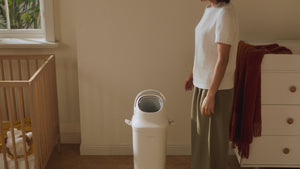 Momcozy Triple-Seal Diaper Pail – bleyjufata með þrefaldri lyktarlokun